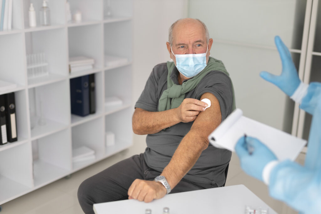 Leia mais sobre o artigo SBD Lança Cartão de Vacinação para Pessoas com Diabetes
